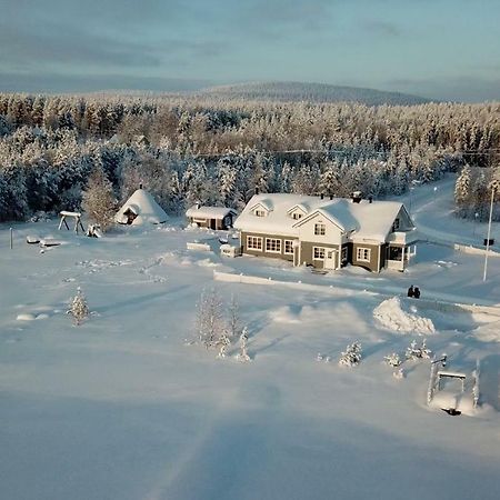 Miekojaervi Resort เปลโล ภายนอก รูปภาพ